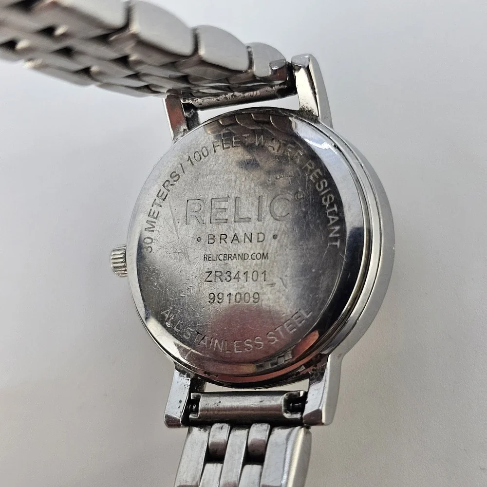 Relic Women's Analog Watch 27MM Burgundy Dial Gray Bands 5.25